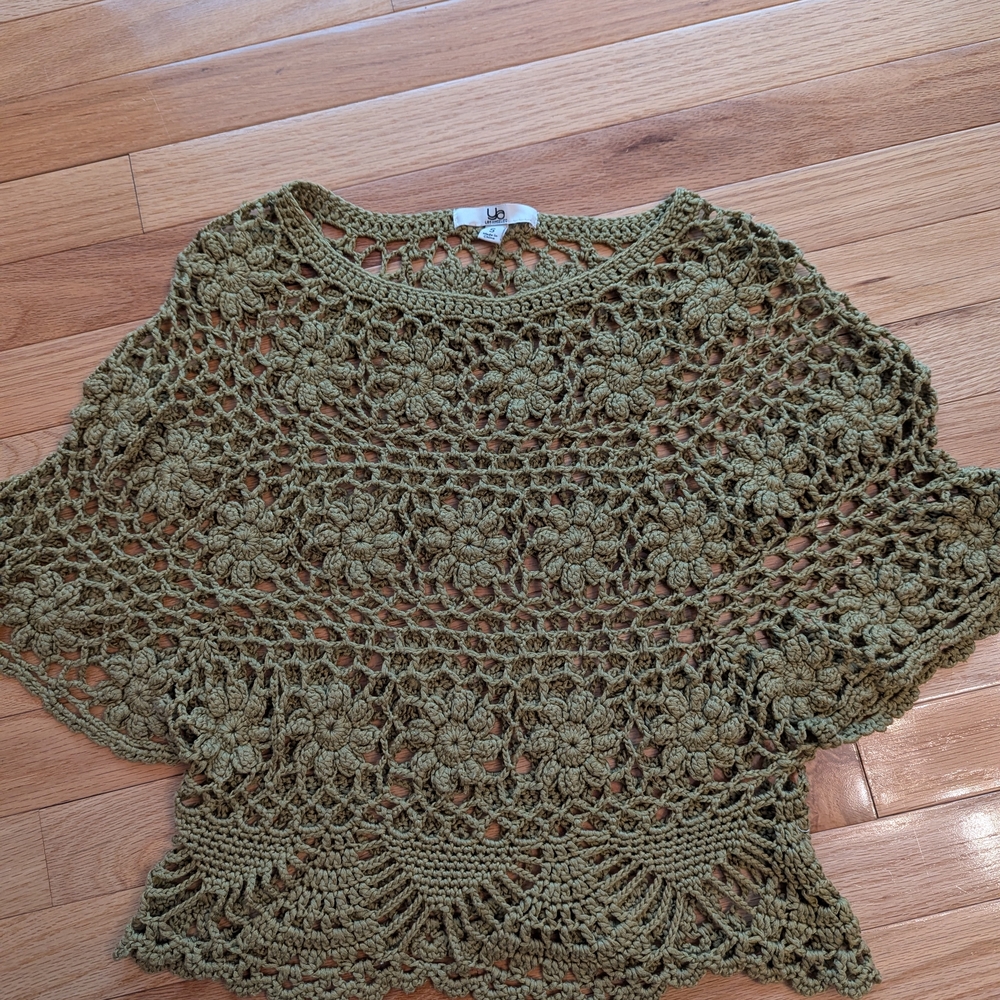 Ya Los Angeles Olive Crochet Top